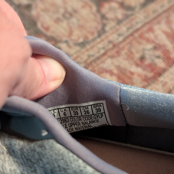 Skechers Women's Gray and Pink Athletic Shoes, Size 9, NWOT - Picture 4 of 5